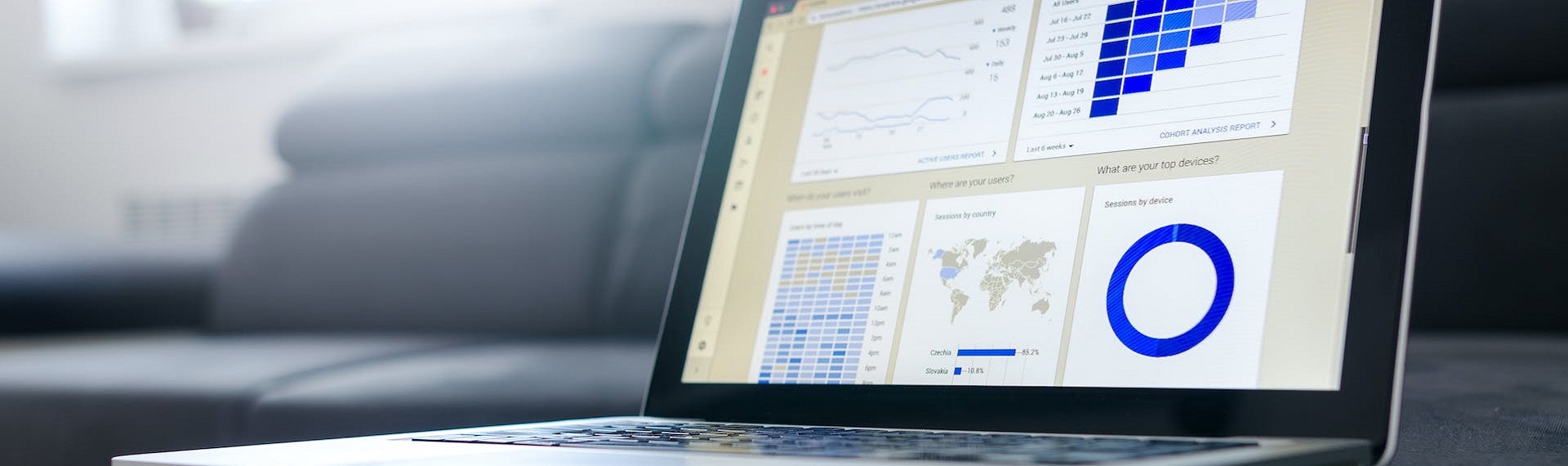 Fernstudium Marketingautomatisierung, Marketing Automation und Big Data Management. Weiterhin erwartet Dich KI im Marketing und Metaverse Marketing.