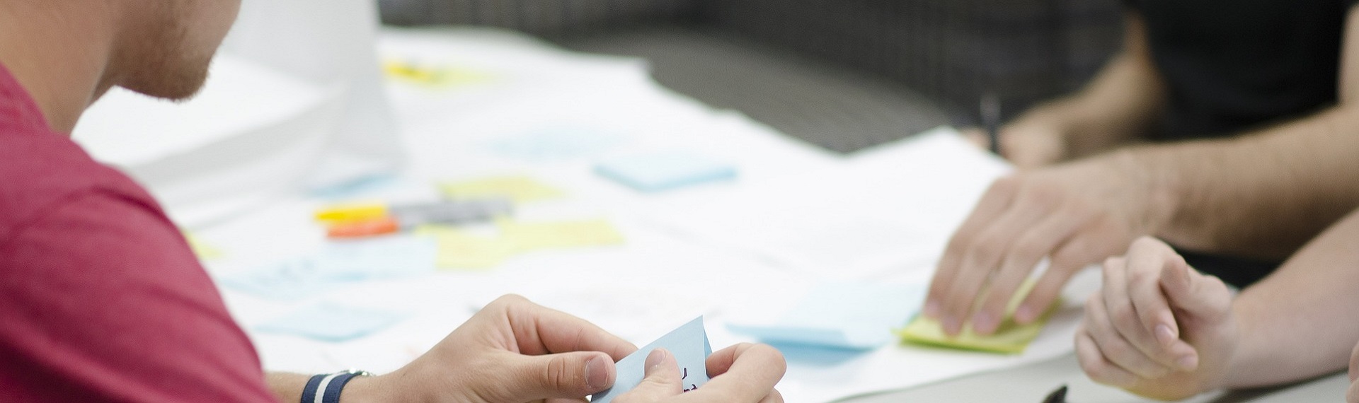 Fernstudium Projektmanagement. Werde jetzt im Fernkurs zum Projektmanager - berufsbegleitend oder in Volzeit.